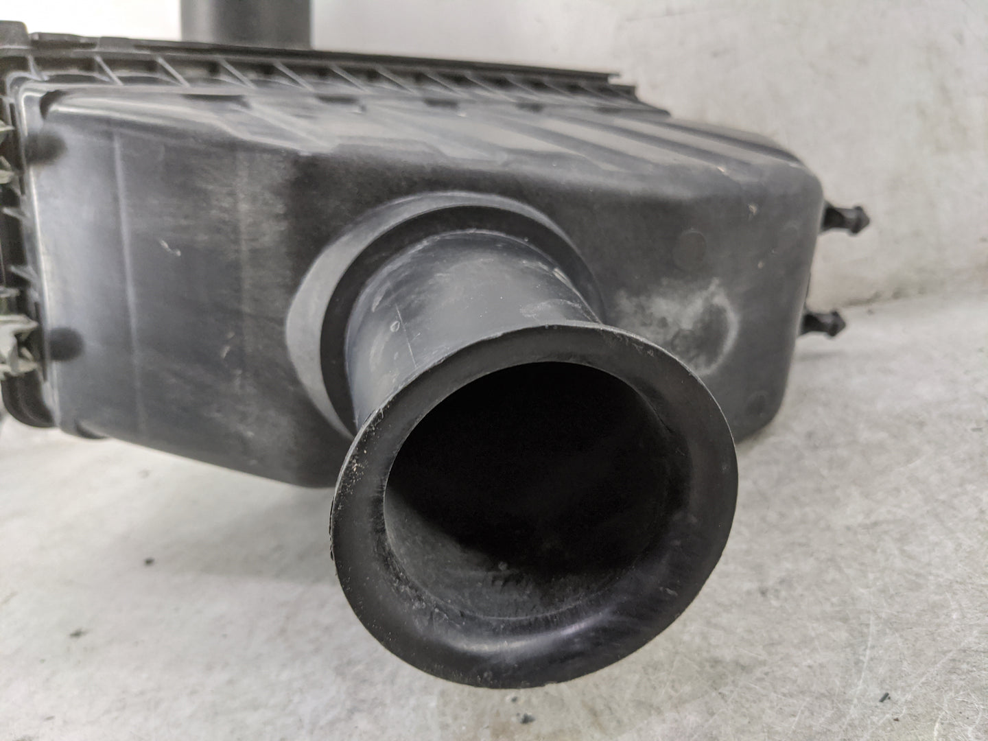 2005-2007 Ford Freestyle Air Cleaner Intake-duct Hose Tube - Oemusedautoparts1.com