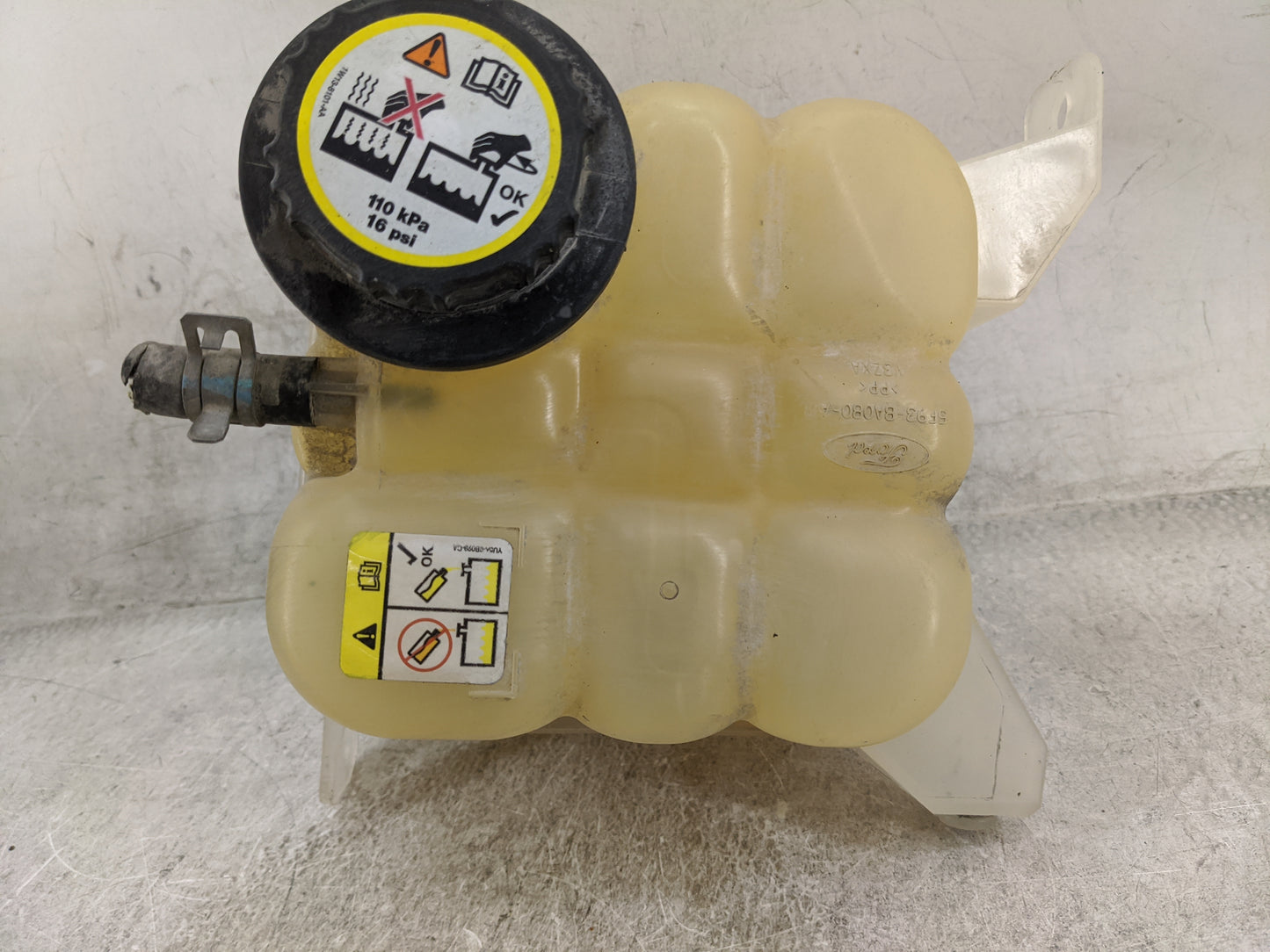 2005-2007 Ford Freestyle Radiator Coolant Overflow Expansion Tank Bottle 1477043 - Oemusedautoparts1.com