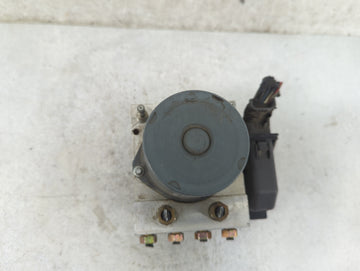 2005 Ford Freestyle ABS Pump Control Module Replacement P/N:5F93-2C333-BJ 0265233316, 0265900304 Fits Fits 2006 2007 OEM Used Auto Parts