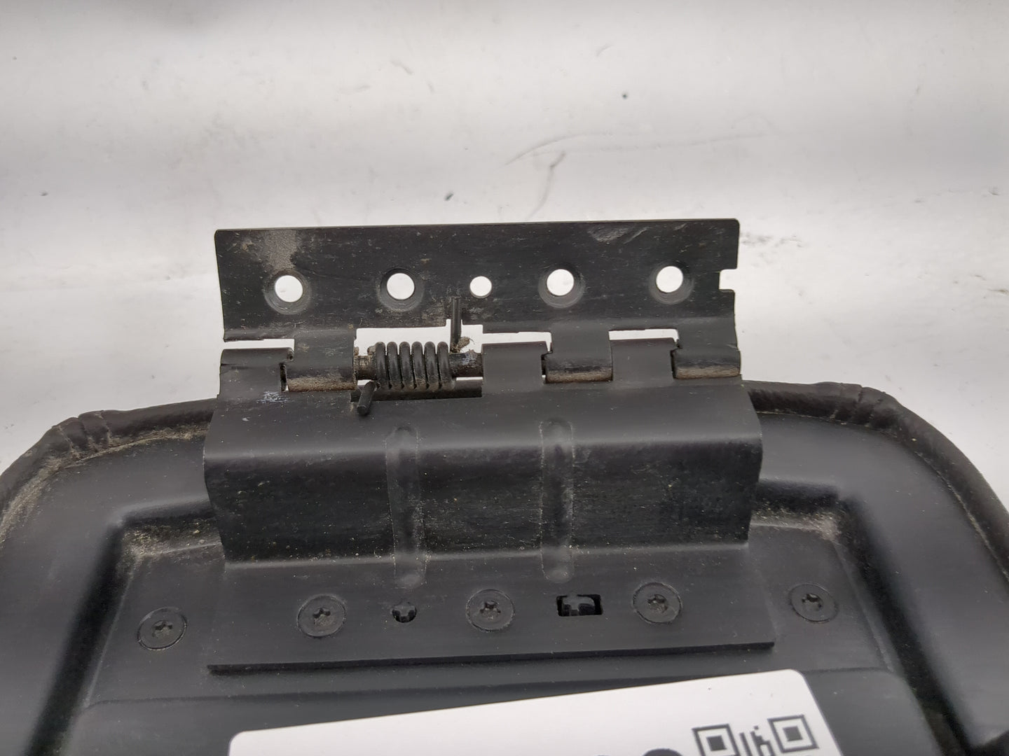2005 Ford Freestyle Center Console Armrest Cover Lid Fits OEM Used Auto Parts - Oemusedautoparts1.com