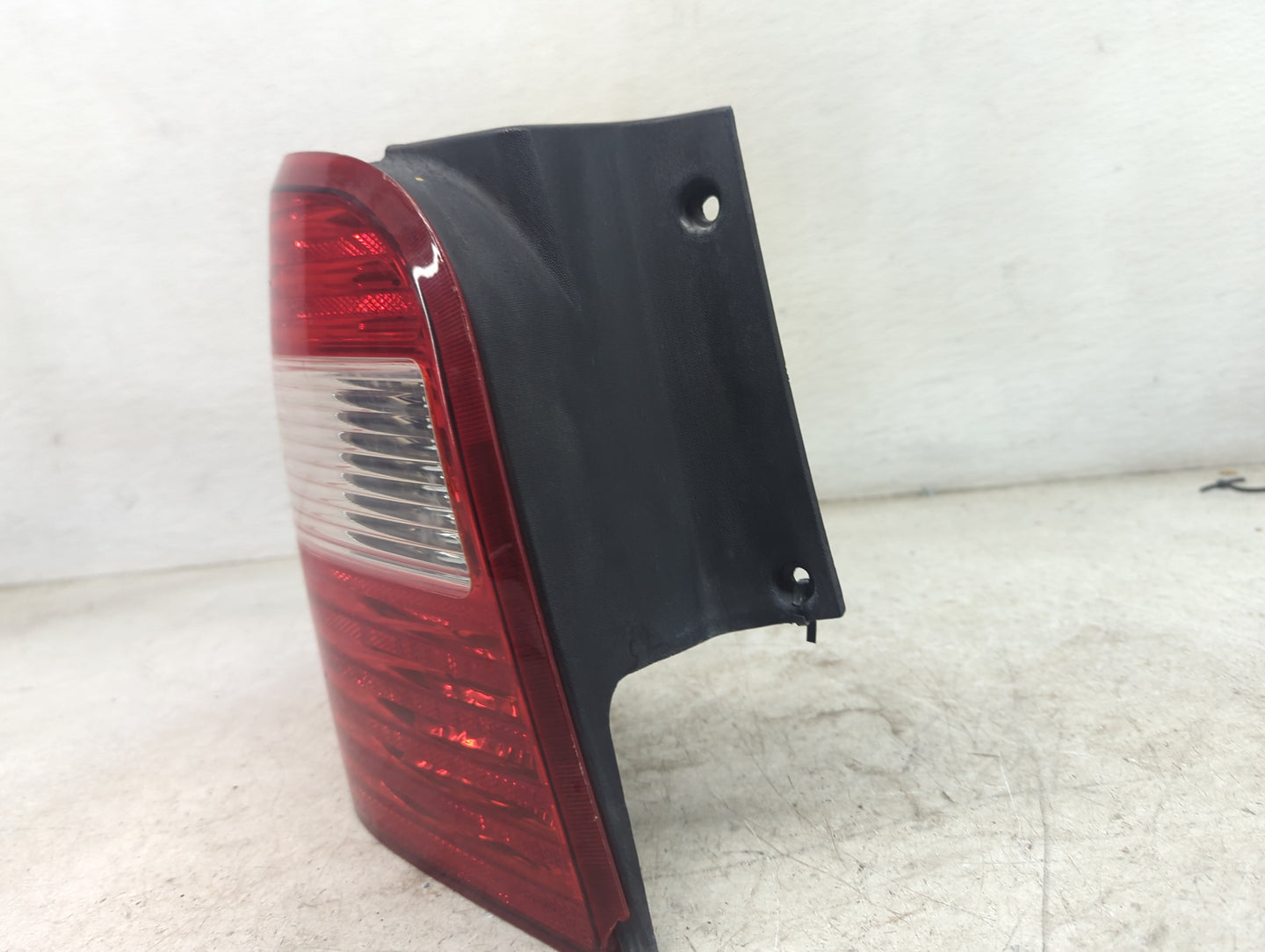 2005-2007 Ford Freestyle Tail Light Assembly Driver Left OEM Fits Fits 2005 2006 2007 OEM Used Auto Parts - Oemusedautoparts