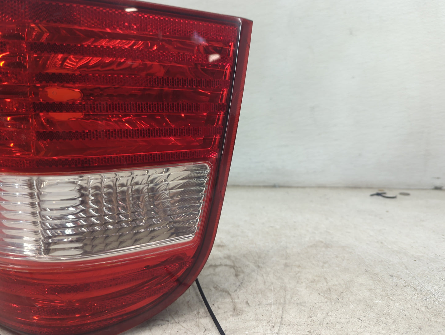 2005-2007 Ford Freestyle Tail Light Assembly Passenger Right OEM P/N:5F93-13B504-A Fits Fits 2005 2006 2007 OEM Used Auto Pa