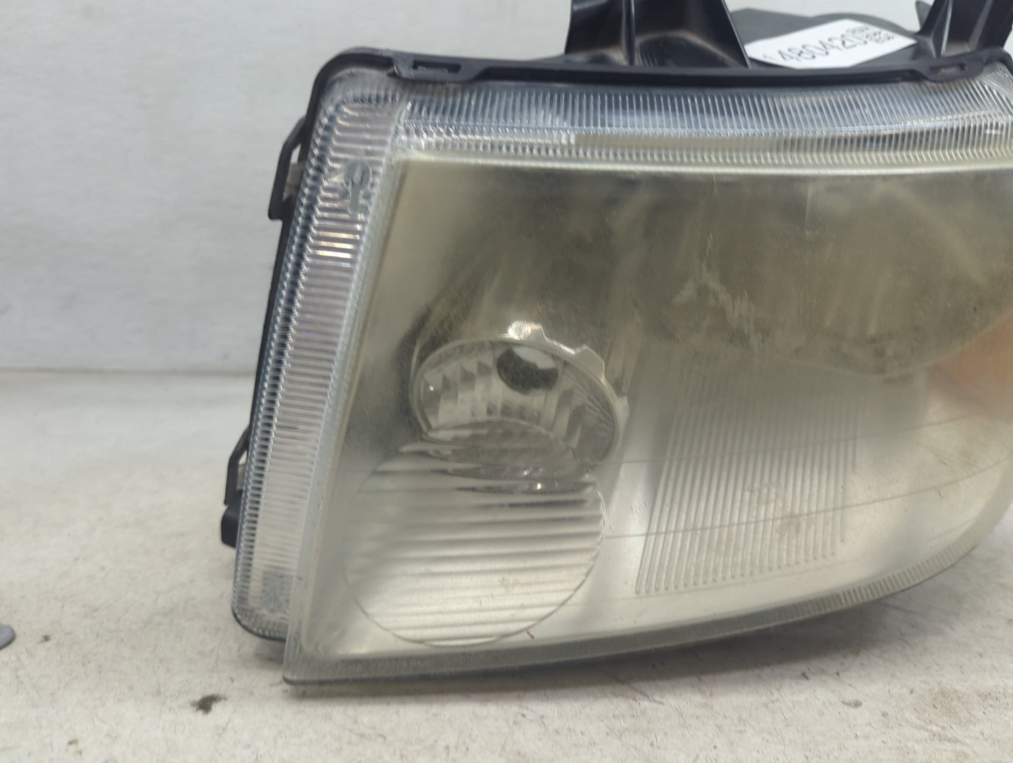 2005-2007 Ford Freestyle Driver Left Oem Head Light Headlight Lamp 1480420 - Oemusedautoparts1.com