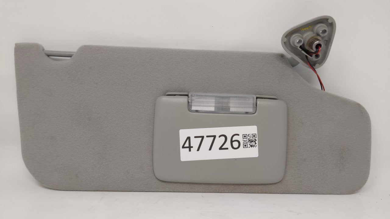 2005-2007 Ford Freestyle Sun Visor Shade Replacement Passenger Right Mirror Fits Fits 2005 2006 2007 OEM Used Auto Parts - O