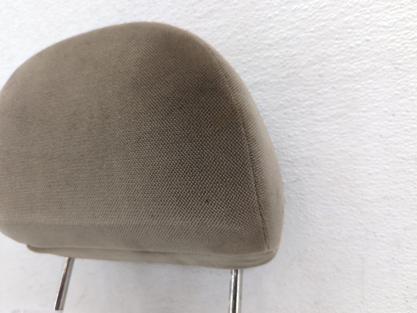 2005 Ford Freestyle Headrest Head Rest Front Driver Passenger Seat Fits OEM Used Auto Parts - Oemusedautoparts1.com