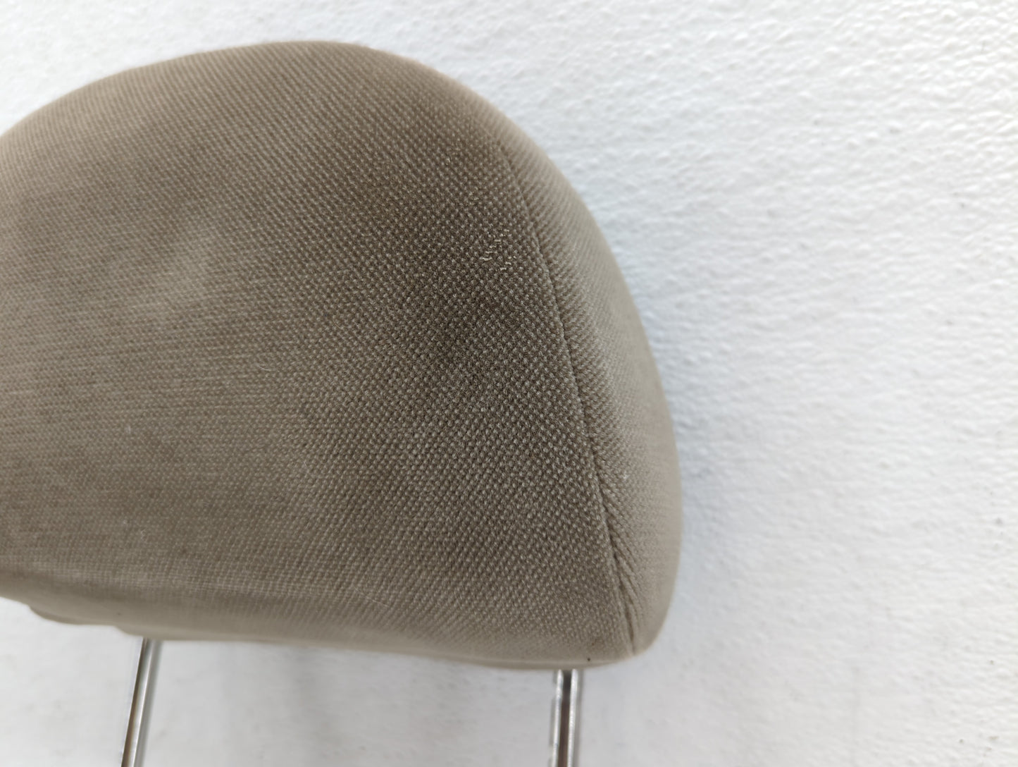 2005 Ford Freestyle Headrest Head Rest Front Driver Passenger Seat Fits OEM Used Auto Parts - Oemusedautoparts1.com