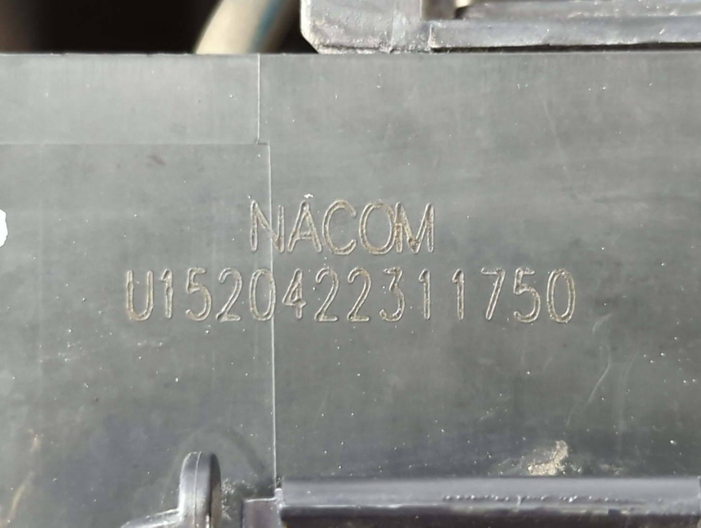 2005-2007 Ford Freestyle Fusebox Fuse Box Panel Relay Module P/N:U1520422311750 Fits Fits 2005 2006 2007 OEM Used Auto Parts