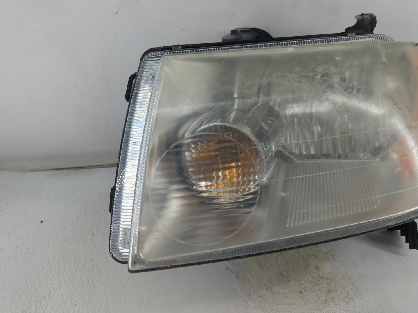 2005-2007 Ford Freestyle Driver Left Oem Head Light Headlight Lamp - Oemusedautoparts1.com