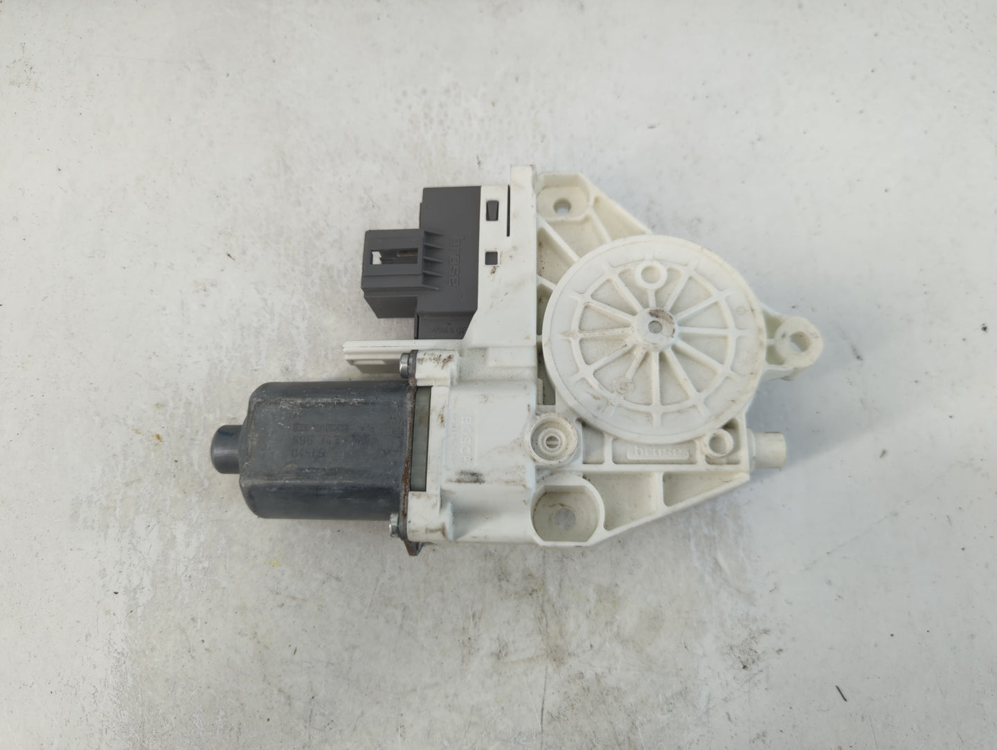 2005-2007 Ford Freestyle Driver Front Left Power Window Motor - Oemusedautoparts1.com