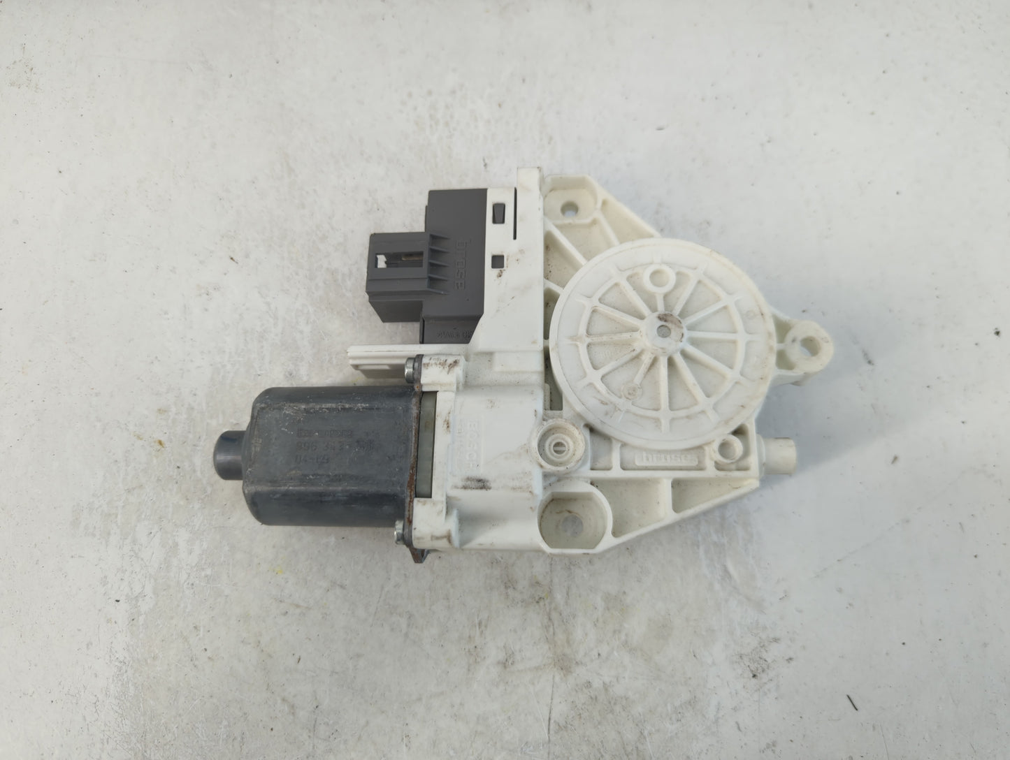 2005-2007 Ford Freestyle Driver Front Left Power Window Motor - Oemusedautoparts1.com