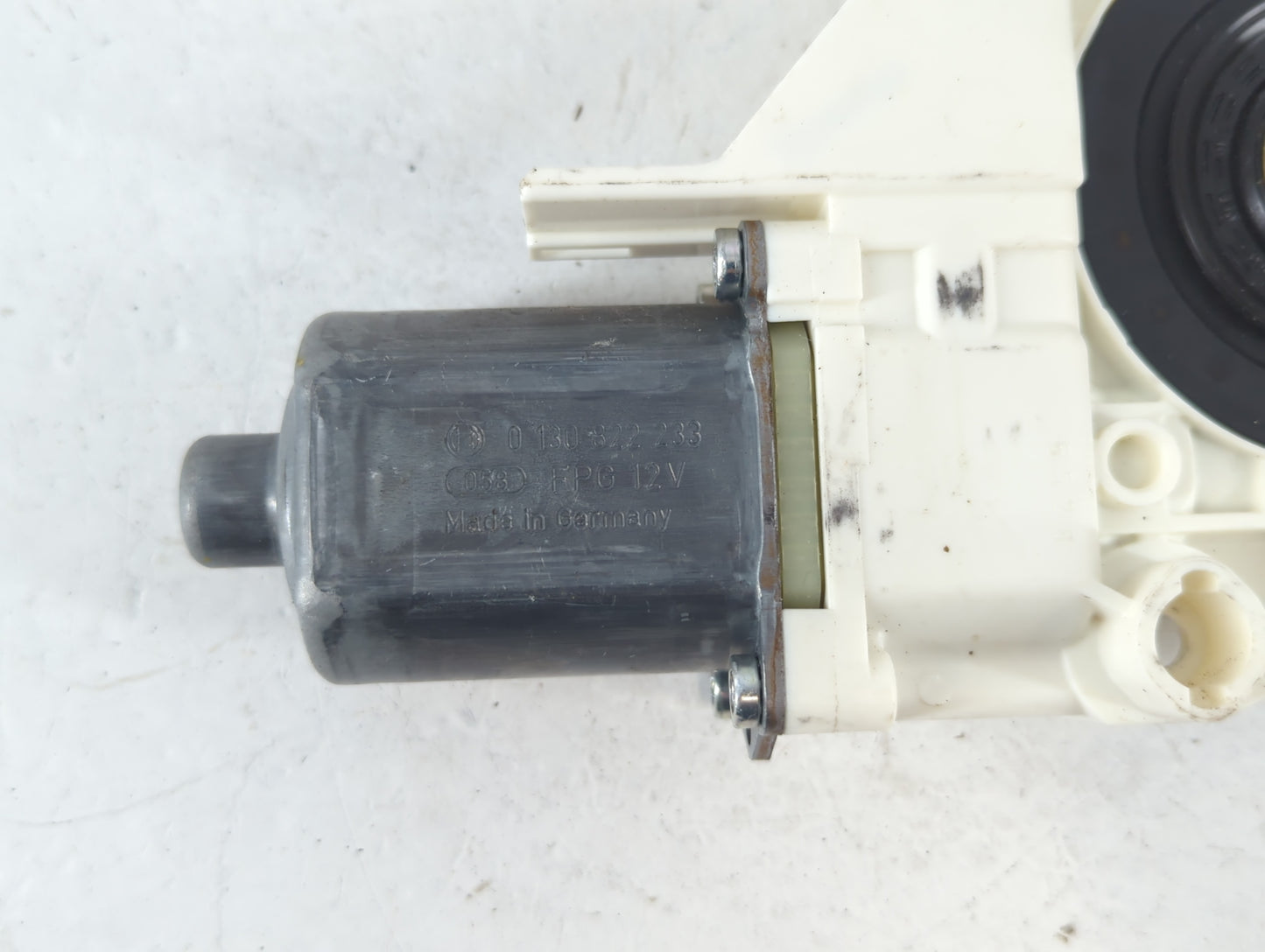 2005 Ford Freestyle Driver Front Door Window Oem - Oemusedautoparts1.com