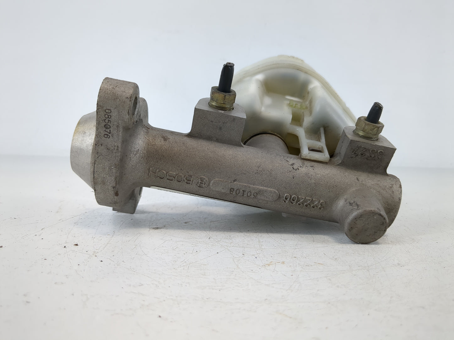 2005-2007 Ford Freestyle Brake Master Cylinder - Oemusedautoparts1.com