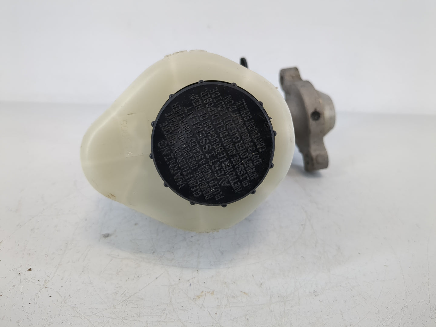 2005-2007 Ford Freestyle Brake Master Cylinder - Oemusedautoparts1.com