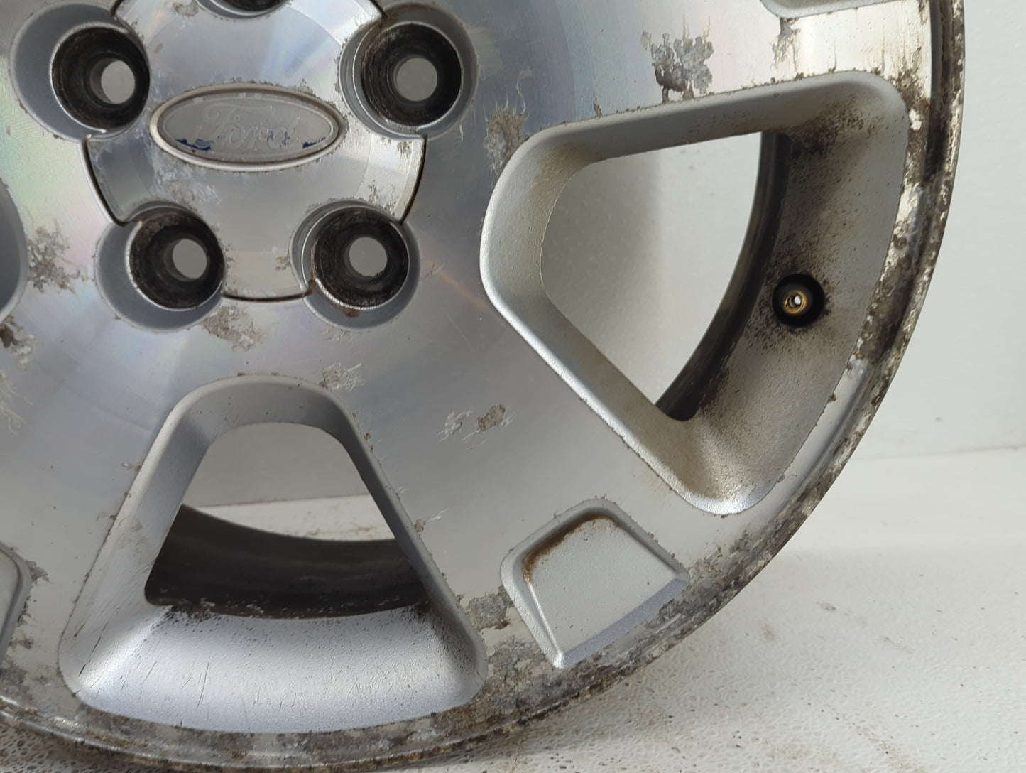 2005-2007 Ford Freestyle Oem Wheel Rim - Oemusedautoparts1.com