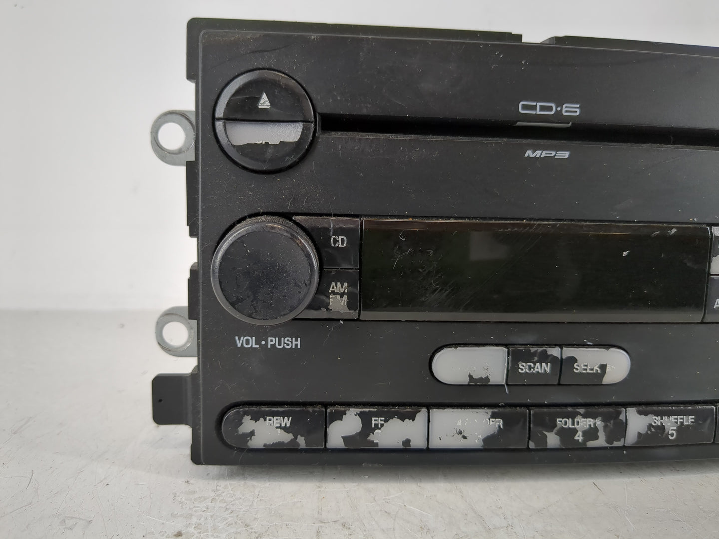 2005 Ford Freestyle Radio AM FM Cd Player Receiver Replacement P/N:5F9T-18C815-GB Fits OEM Used Auto Parts - Oemusedautopart