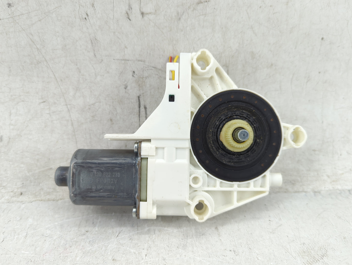 2005-2007 Ford Freestyle Passenger Front Right Power Window Motor - Oemusedautoparts1.com
