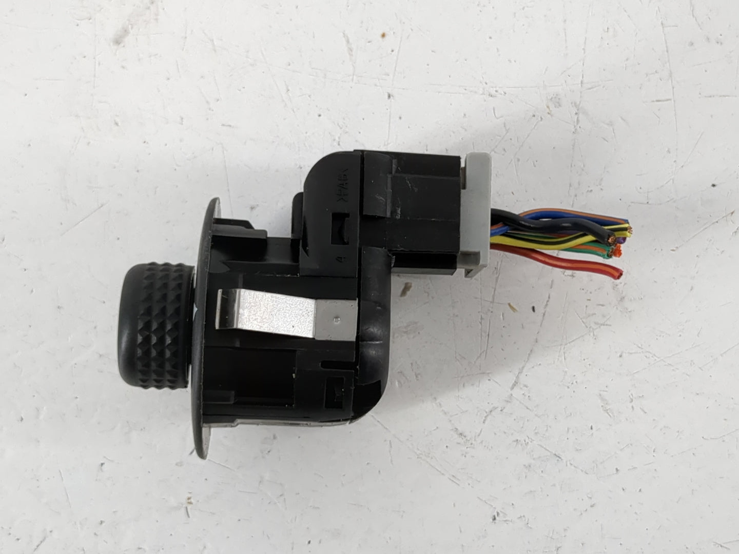 2005-2007 Ford Freestyle Master Power Window Switch Replacement Driver Side Left P/N:5F9T-17B676-ADW Fits OEM Used Auto Part