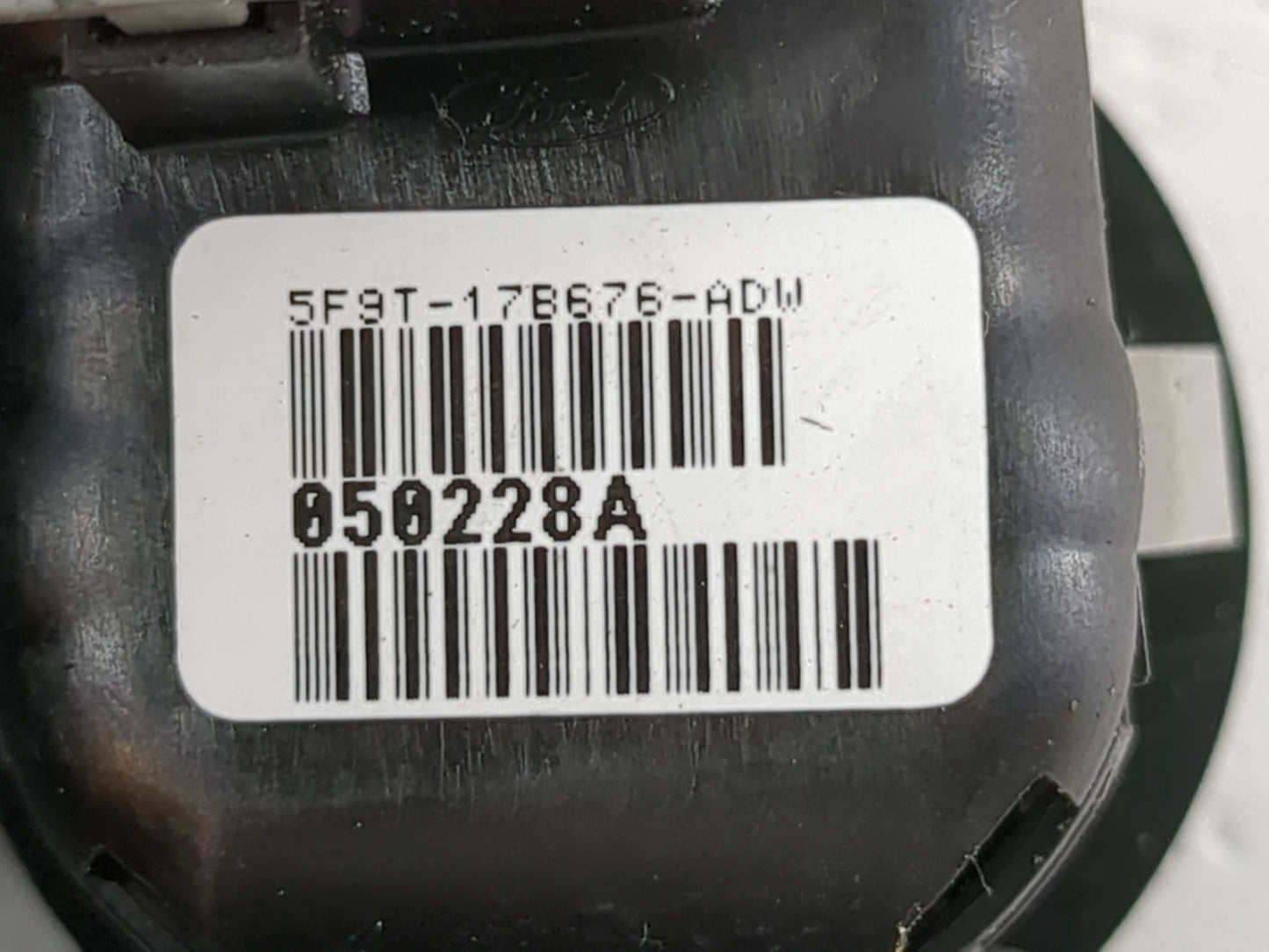 2005-2007 Ford Freestyle Master Power Window Switch Replacement Driver Side Left P/N:5F9T-17B676-ADW Fits OEM Used Auto Part