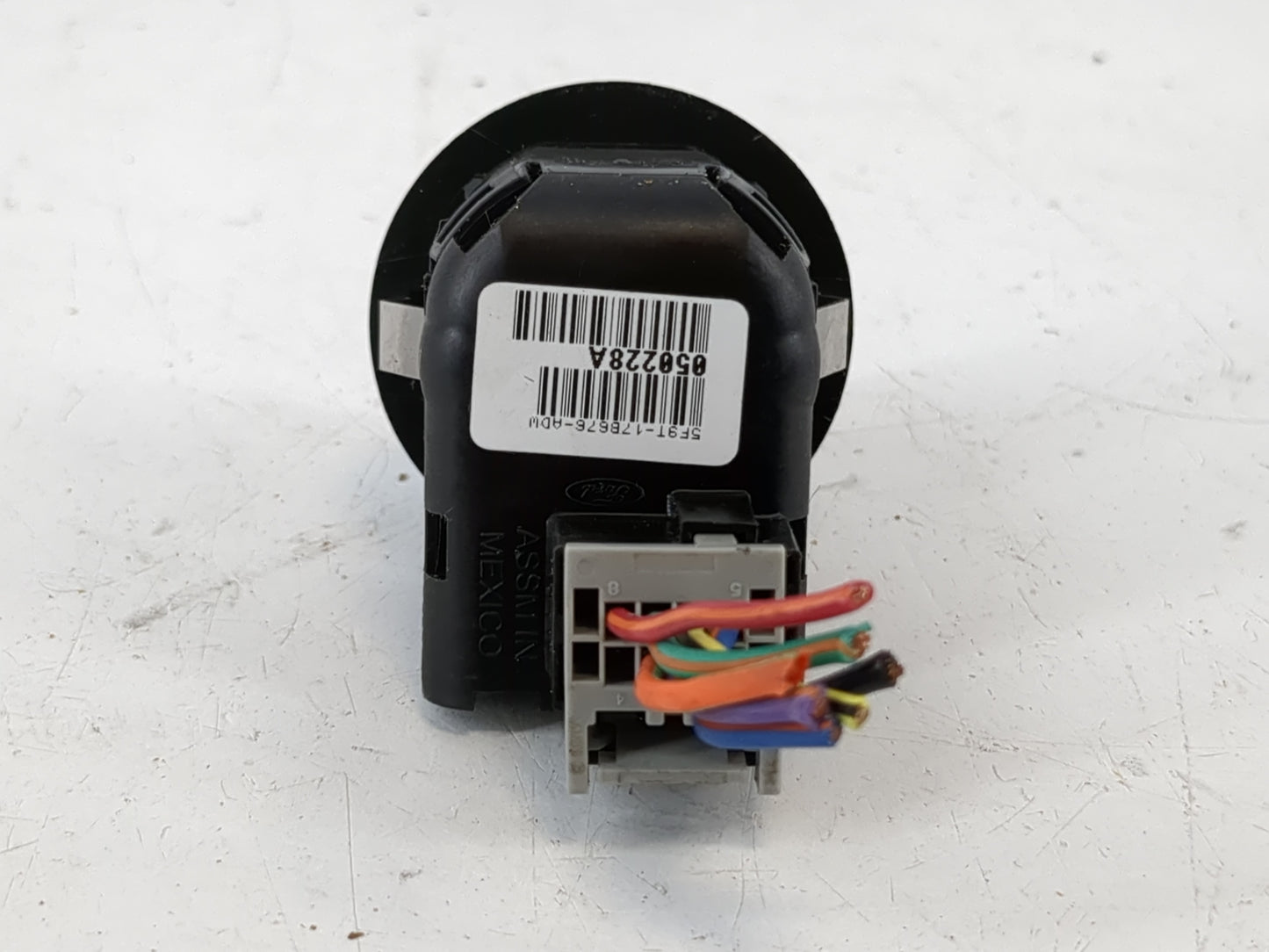 2005-2007 Ford Freestyle Master Power Window Switch Replacement Driver Side Left P/N:5F9T-17B676-ADW Fits OEM Used Auto Part