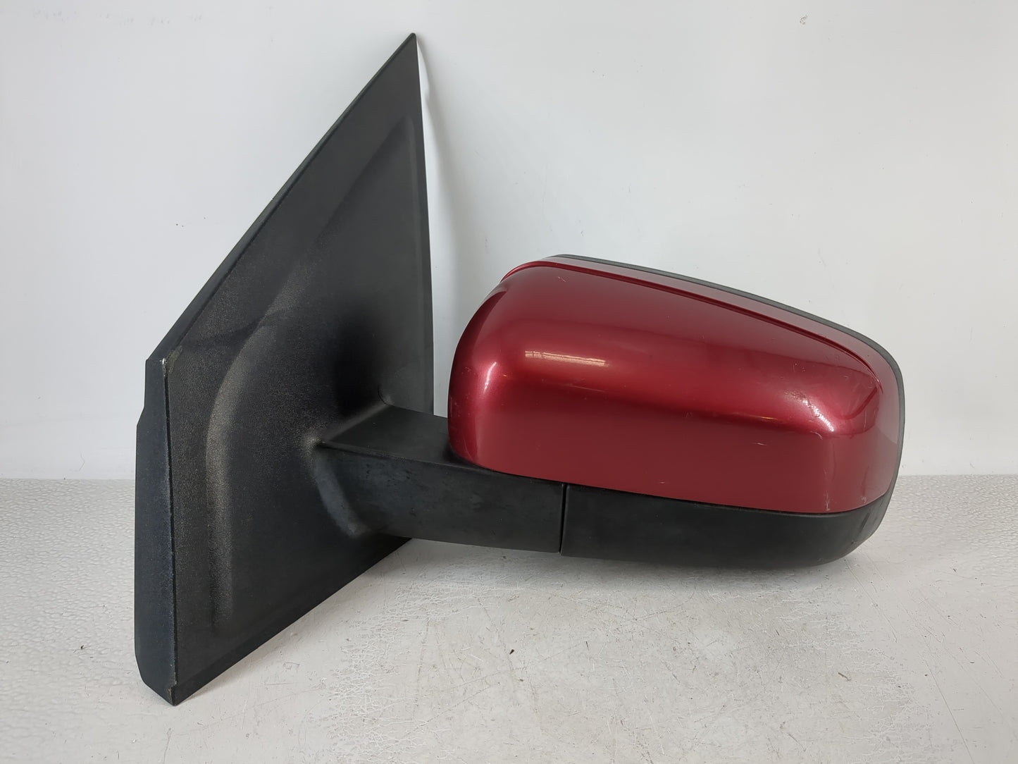 2005-2007 Ford Freestyle Driver Left Side View Manual Door Mirror Red - Oemusedautoparts1.com
