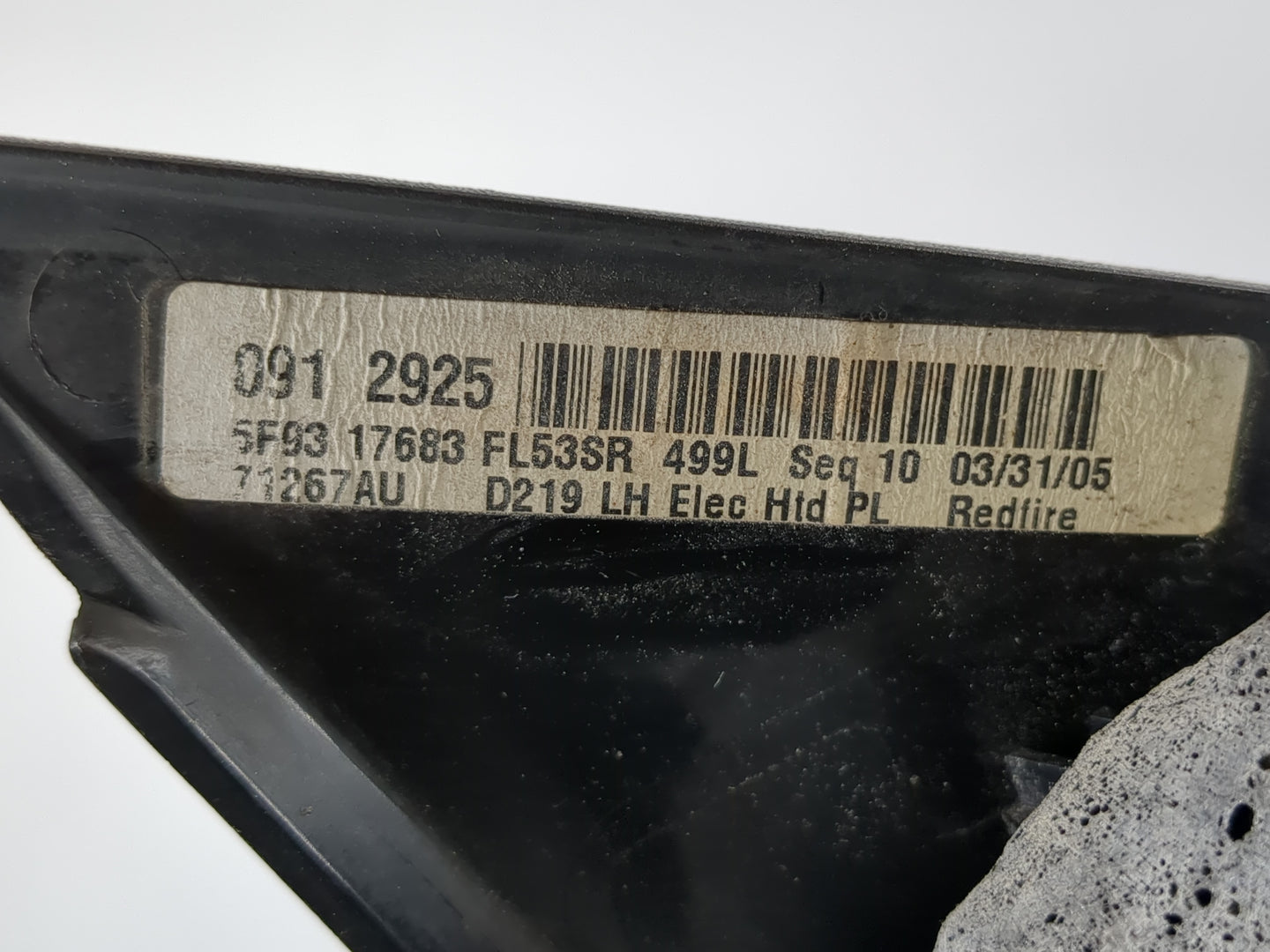 2005-2007 Ford Freestyle Driver Left Side View Manual Door Mirror Red - Oemusedautoparts1.com