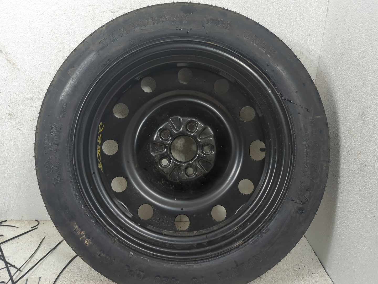 2005 Ford Fstyle Spare Donut Tire Wheel Rim Oem - Oemusedautoparts1.com
