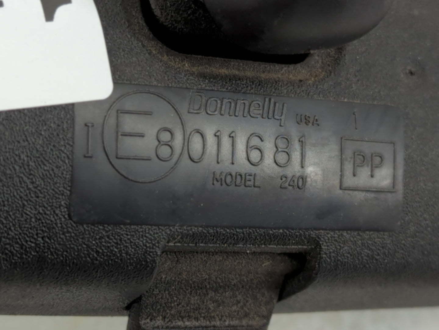 2005 Ford Mustang Interior Rear View Mirror Replacement OEM P/N:E8011681 Fits OEM Used Auto Parts - Oemusedautoparts1.com