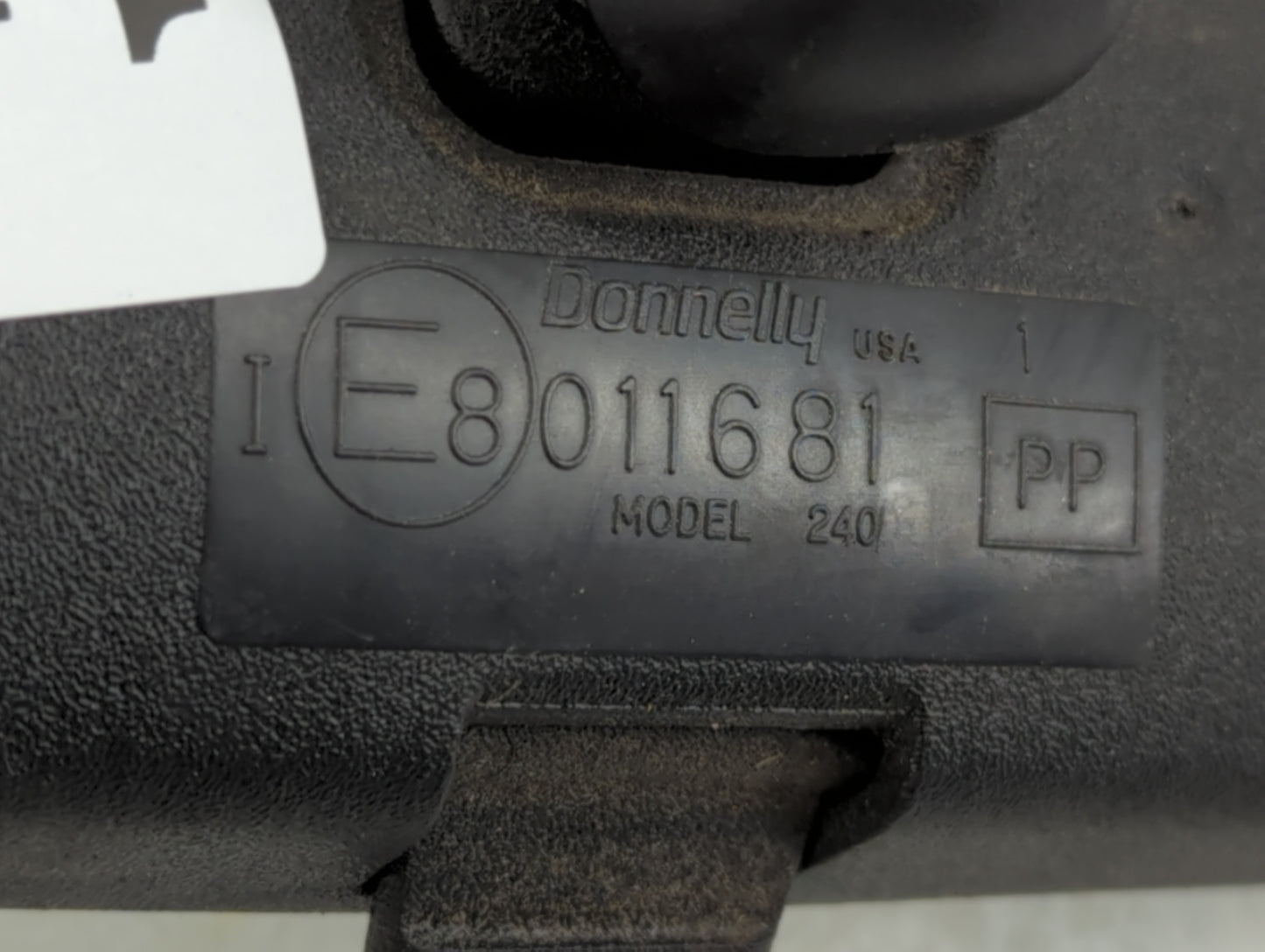 2005 Ford Mustang Interior Rear View Mirror Replacement OEM P/N:E8011681 Fits OEM Used Auto Parts - Oemusedautoparts1.com