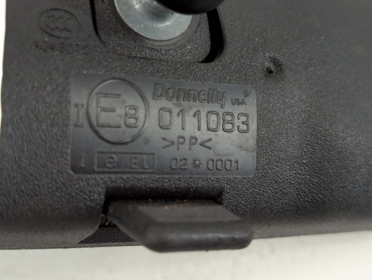 2005 Ford Mustang Interior Rear View Mirror Replacement OEM P/N:E8011083 Fits OEM Used Auto Parts - Oemusedautoparts1.com