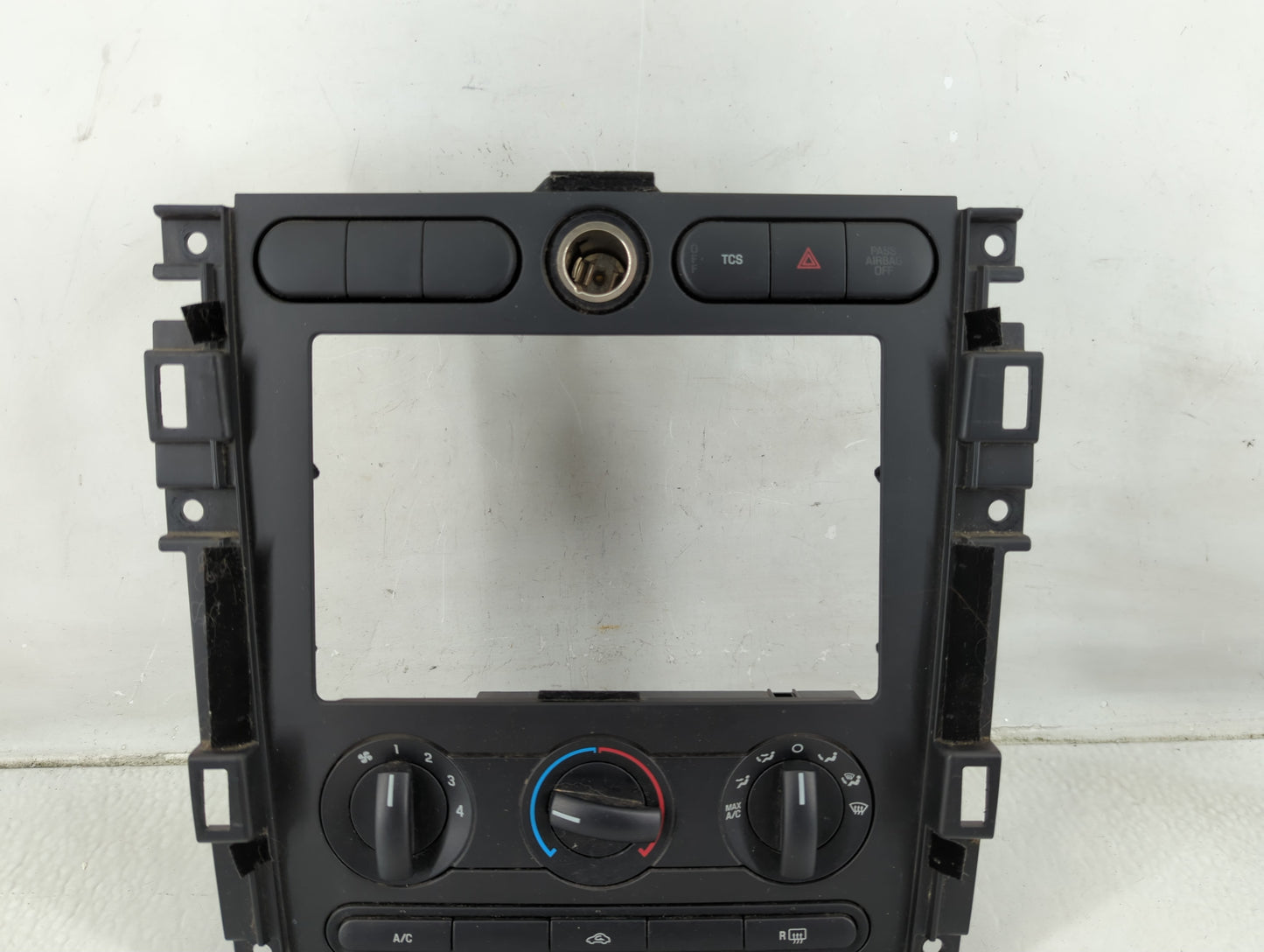 2005-2009 Ford Mustang Climate Control Module Temperature AC/Heater Replacement P/N:3F2H-19808-AH Fits OEM Used Auto Parts -