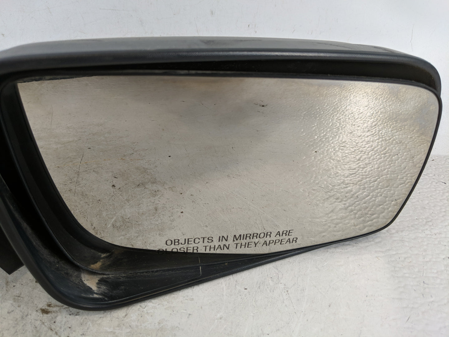 2005-2009 Ford Mustang Passenger Side View Mirror - Right Door Mirror OEM Used - Oemusedautoparts1.com