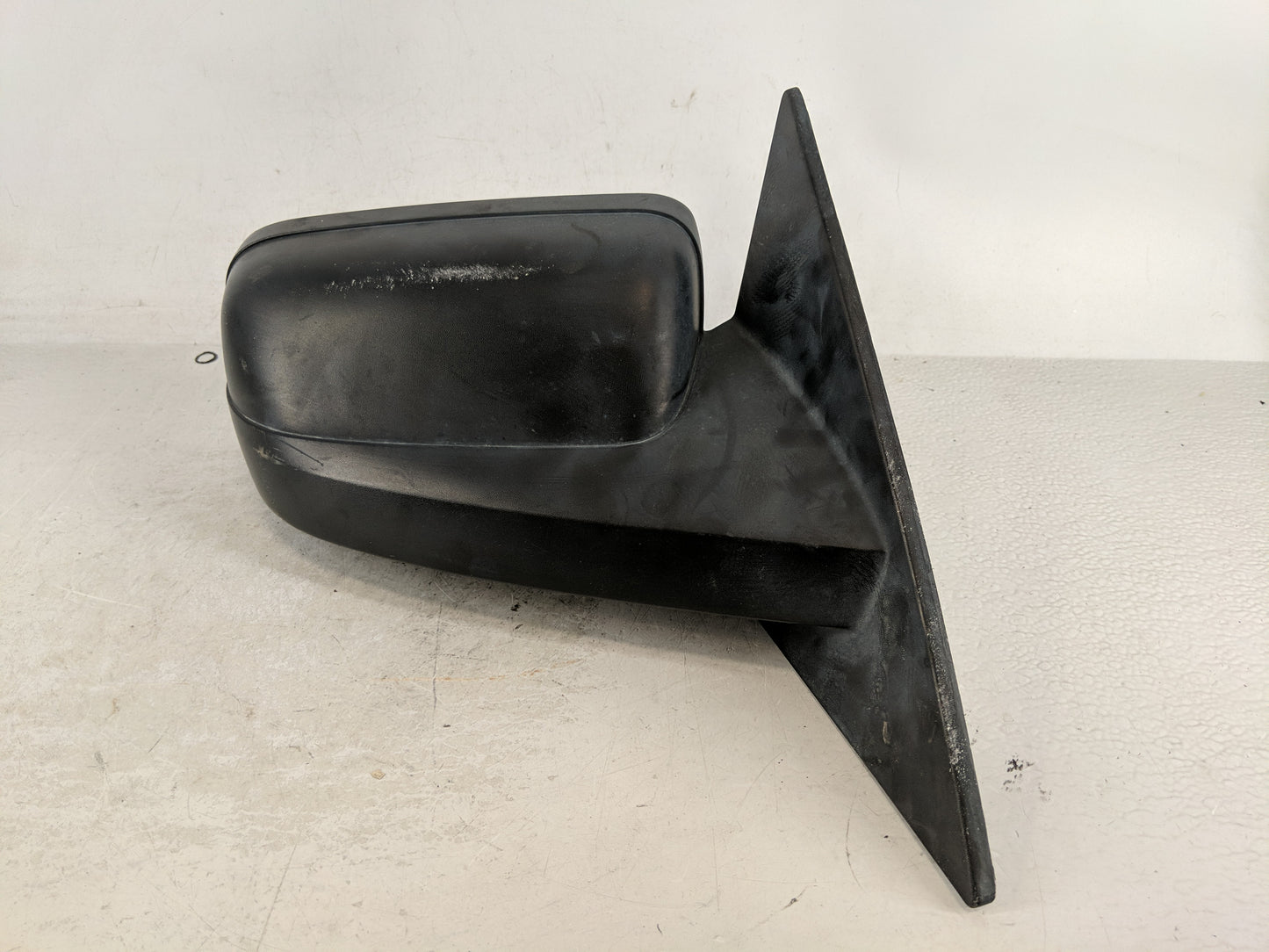 2005-2009 Ford Mustang Passenger Side View Mirror - Right Door Mirror OEM Used - Oemusedautoparts1.com