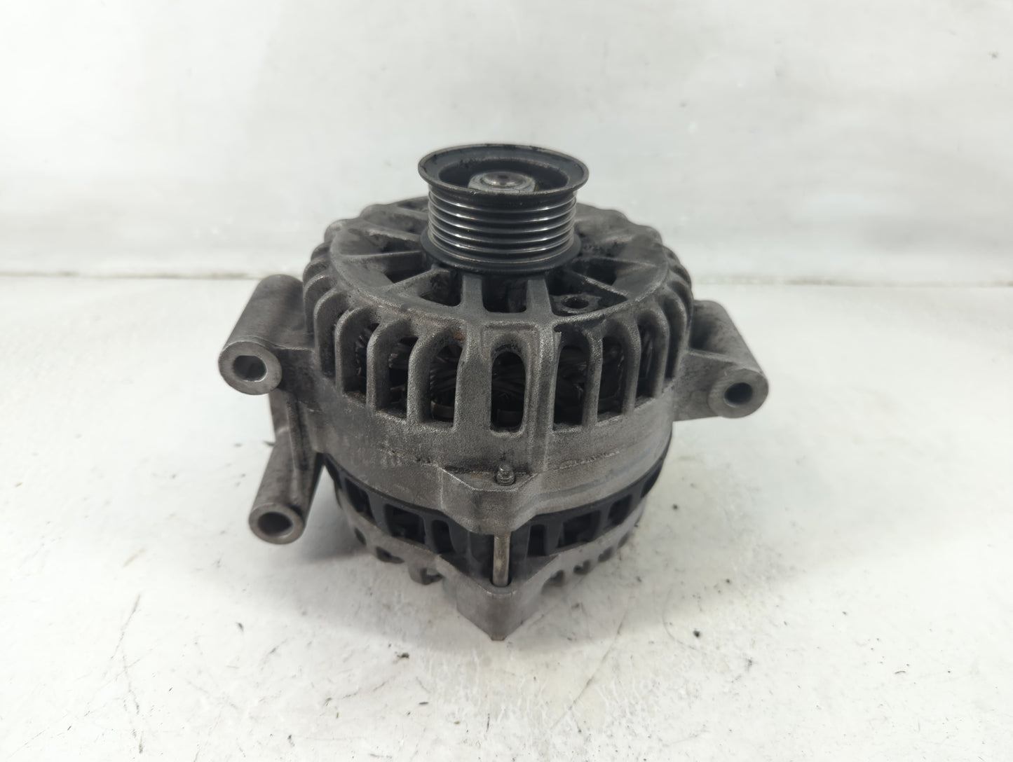 2005-2008 Ford Mustang Alternator Replacement Generator Charging Assembly Engine OEM Fits Fits 2005 2006 2007 2008 OEM Used 