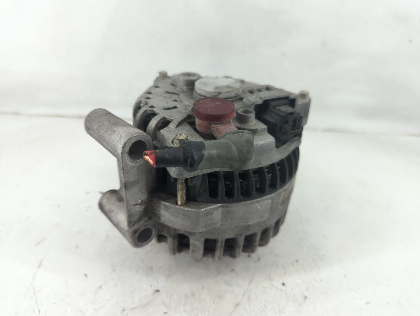 2005-2008 Ford Mustang Alternator Replacement Generator Charging Assembly Engine OEM Fits Fits 2005 2006 2007 2008 OEM Used 