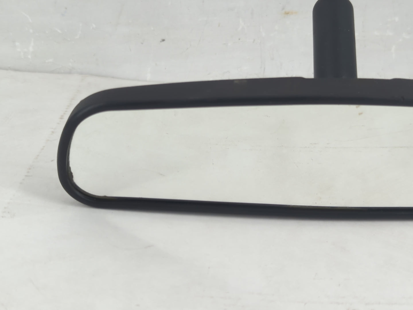 2005 Ford Mustang Interior Rear View Mirror Replacement OEM P/N:E8011681 Fits OEM Used Auto Parts - Oemusedautoparts1.com