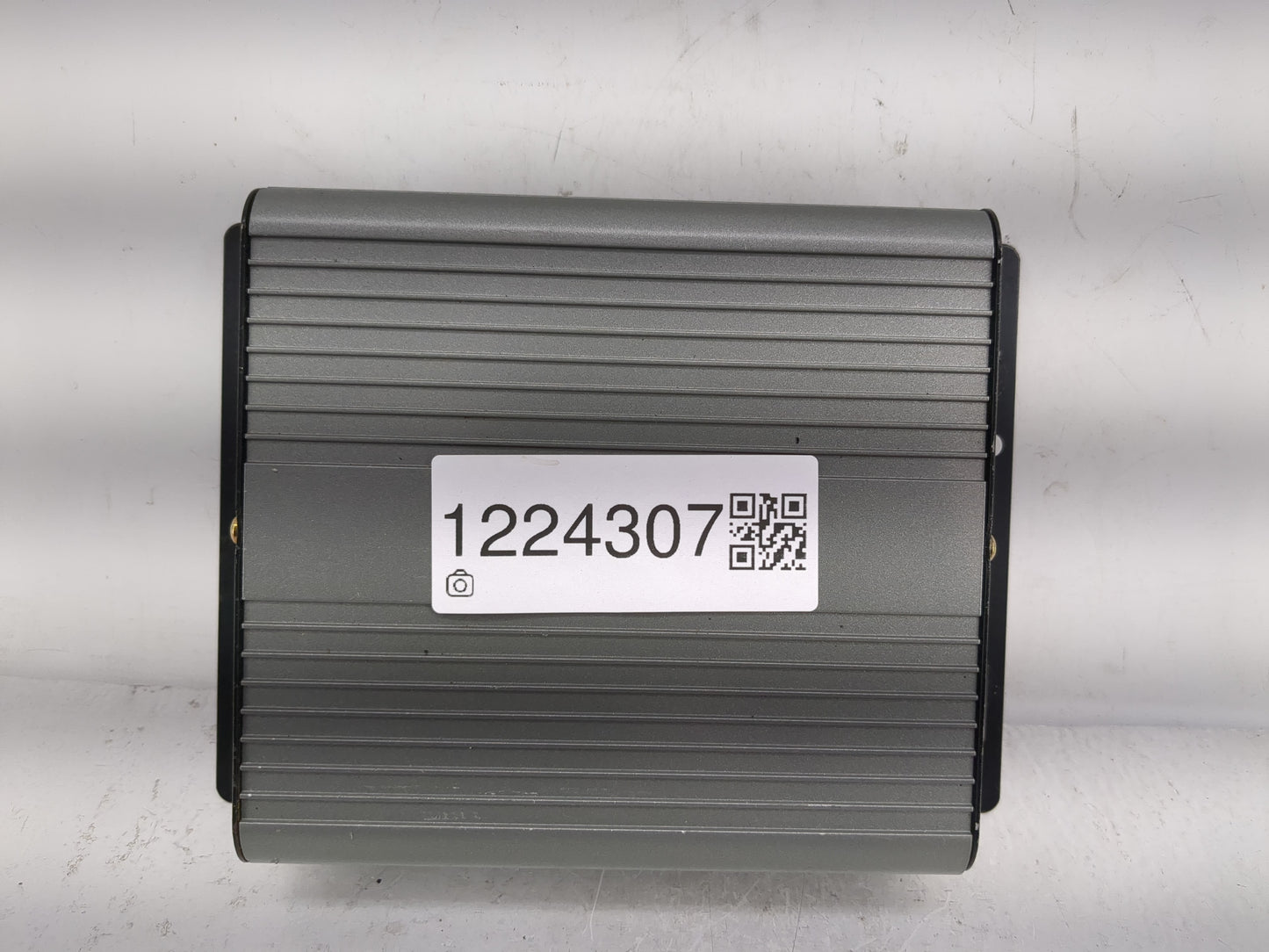 2005-2009 Ford Mustang Radio AM FM Cd Player Receiver Replacement P/N:09 38 41 SB006 Fits Fits 2005 2006 2007 2008 2009 OEM 