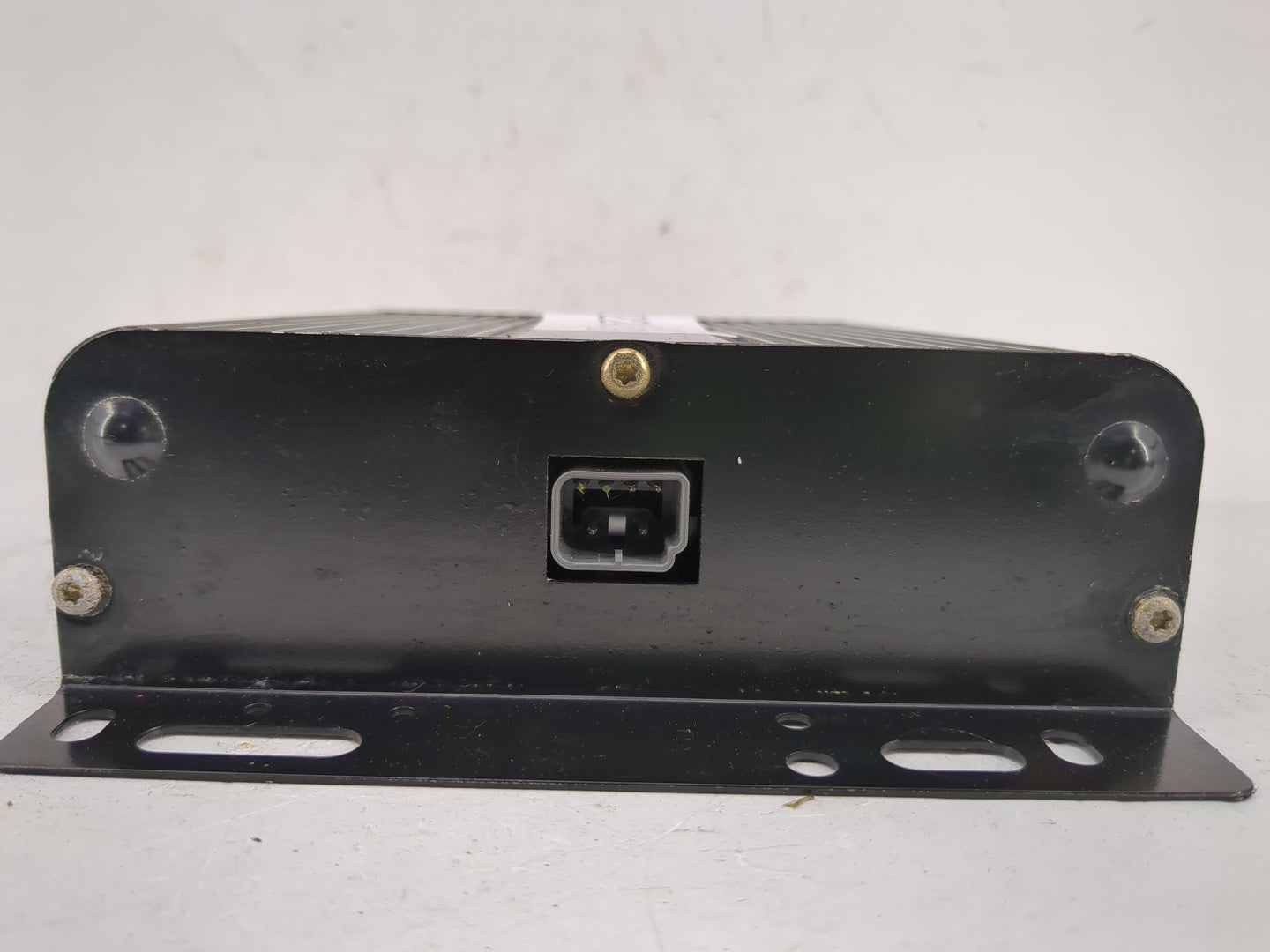 2005-2009 Ford Mustang Radio AM FM Cd Player Receiver Replacement P/N:09 38 41 SB006 Fits Fits 2005 2006 2007 2008 2009 OEM 
