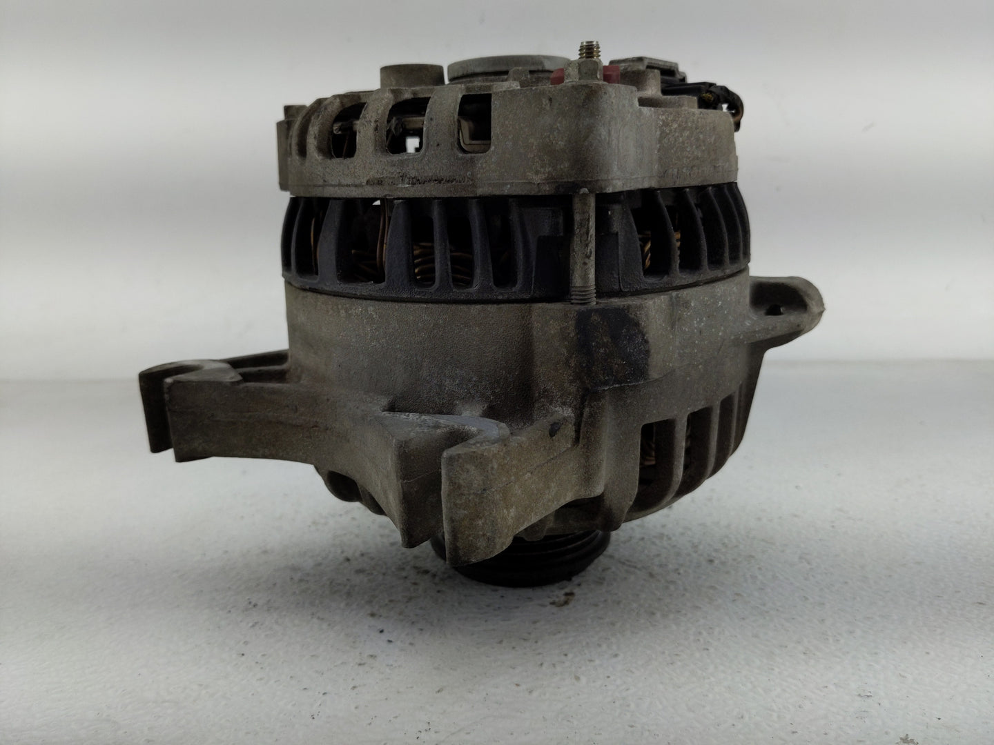 2005-2008 Ford Mustang Alternator Replacement Generator Charging Assembly Engine OEM Fits Fits 2005 2006 2007 2008 OEM Used 