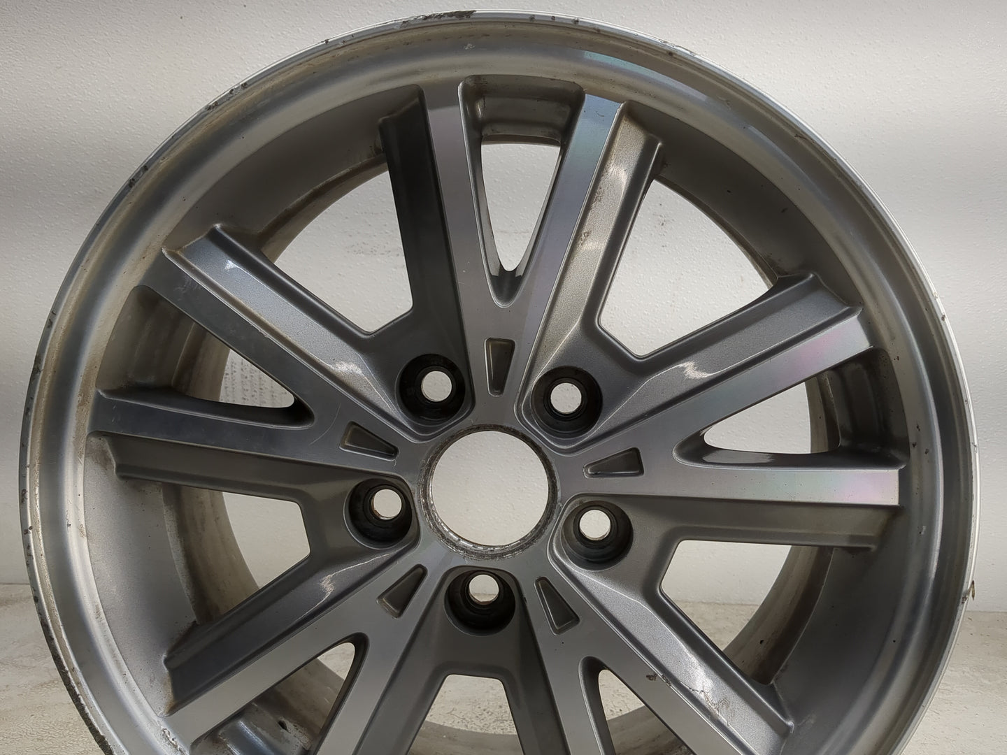 2005-2009 Ford Mustang Oem Wheel Rim 1264553 - Oemusedautoparts1.com