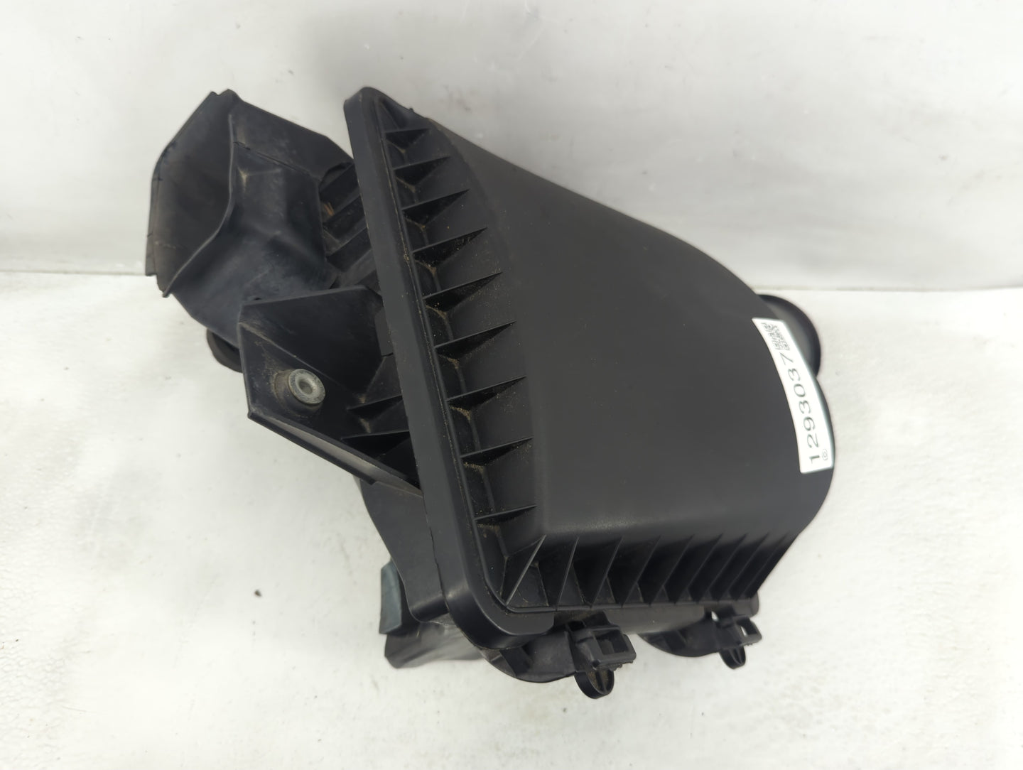 2005-2010 Ford Mustang Air Cleaner Intake-duct Hose Tube - Oemusedautoparts1.com