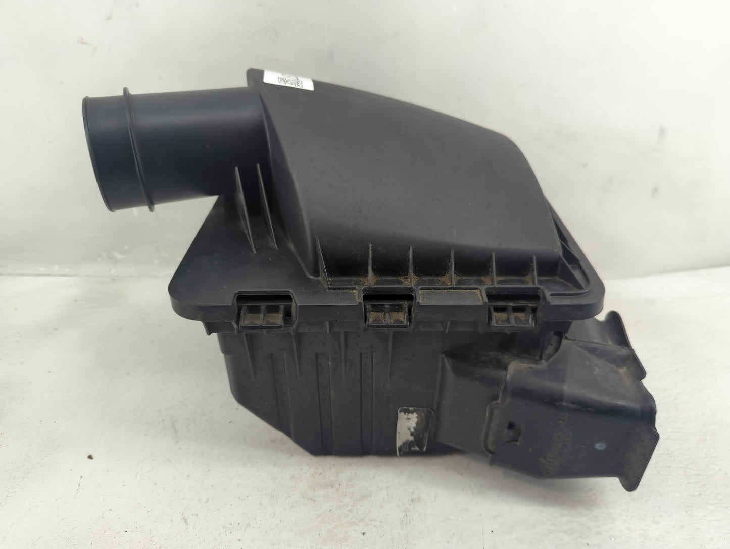 2005-2010 Ford Mustang Air Cleaner Intake-duct Hose Tube - Oemusedautoparts1.com