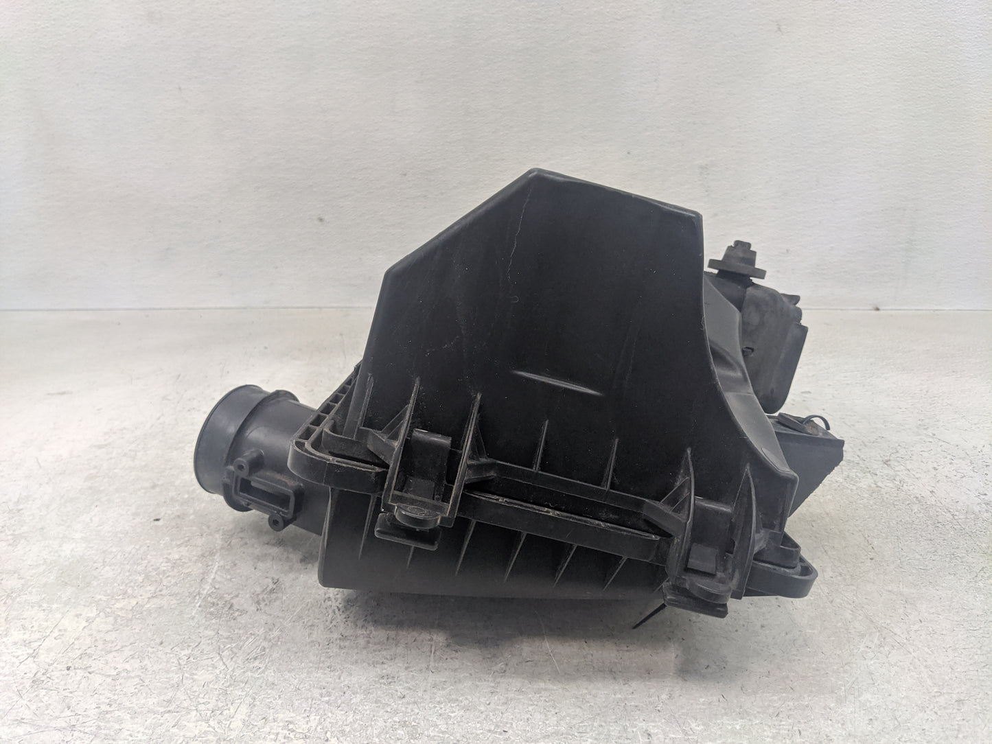 2005-2010 Ford Mustang Air Cleaner Intake-duct Hose Tube - Oemusedautoparts1.com