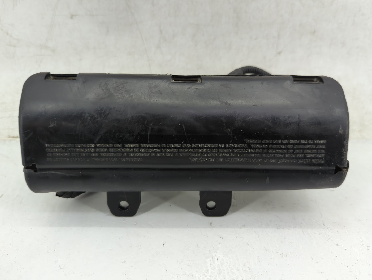 2005-2009 Ford Mustang Air Bag Driver Left Steering Wheel Mounted P/N:AR33-63611D10-AA Fits Fits 2005 2006 2007 2008 2009 OE