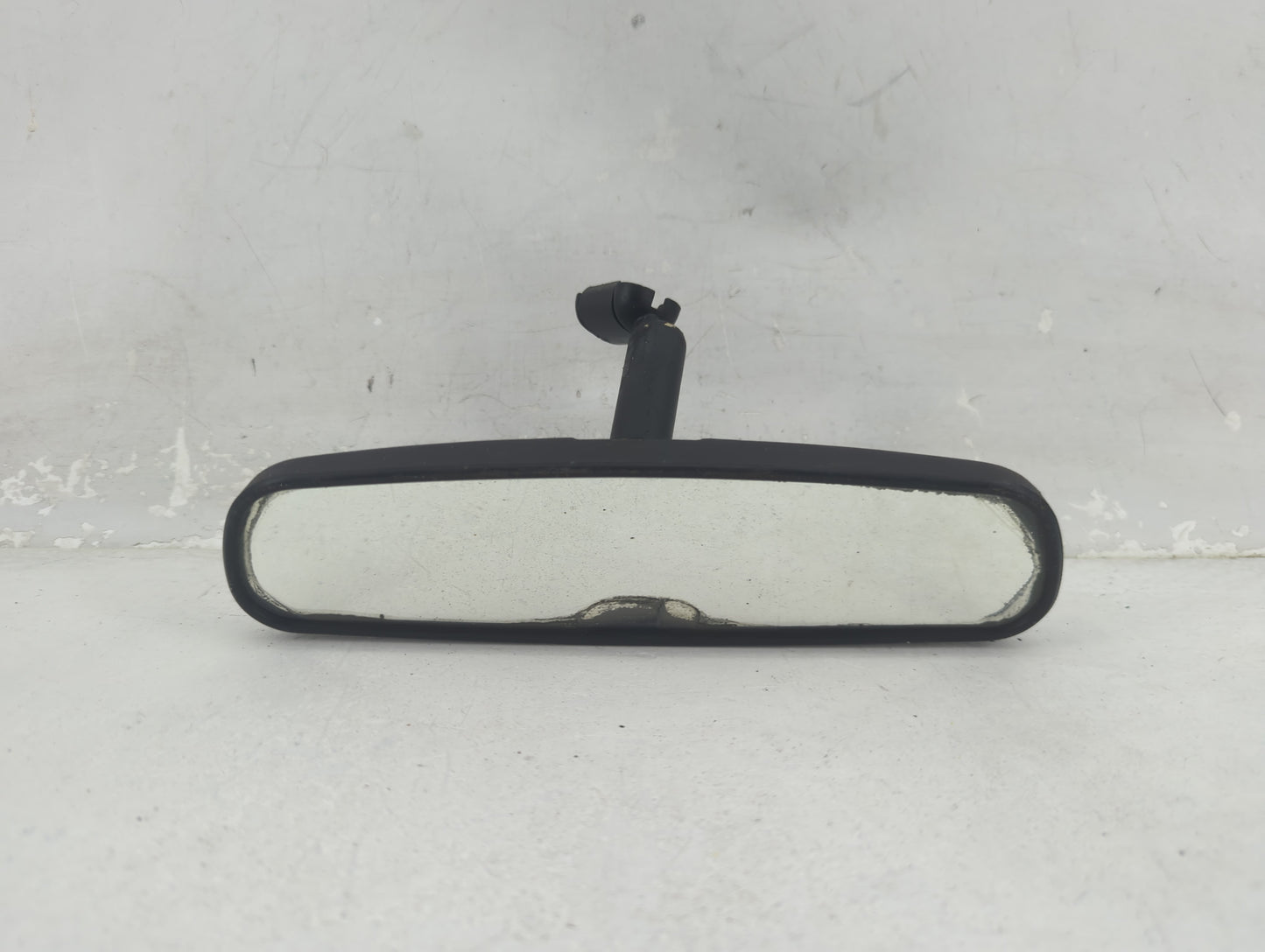 2005 Ford Mustang Interior Rear View Mirror Replacement OEM P/N:E8011681 MODEL 240 Fits OEM Used Auto Parts - Oemusedautopar