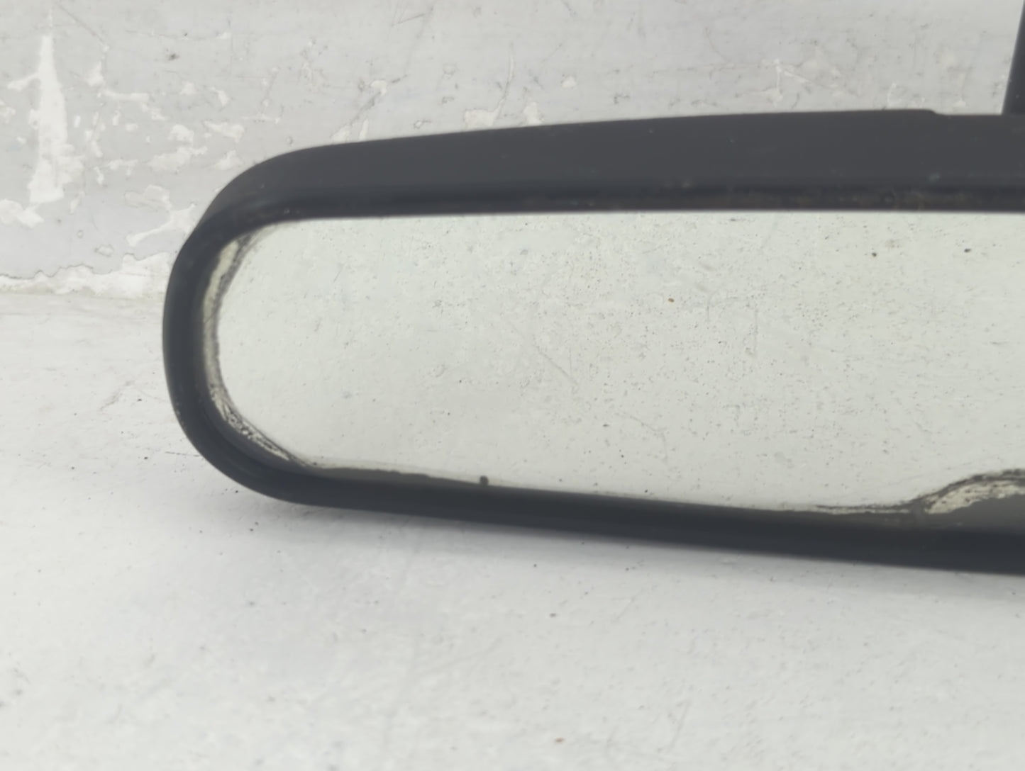 2005 Ford Mustang Interior Rear View Mirror Replacement OEM P/N:E8011681 MODEL 240 Fits OEM Used Auto Parts - Oemusedautopar