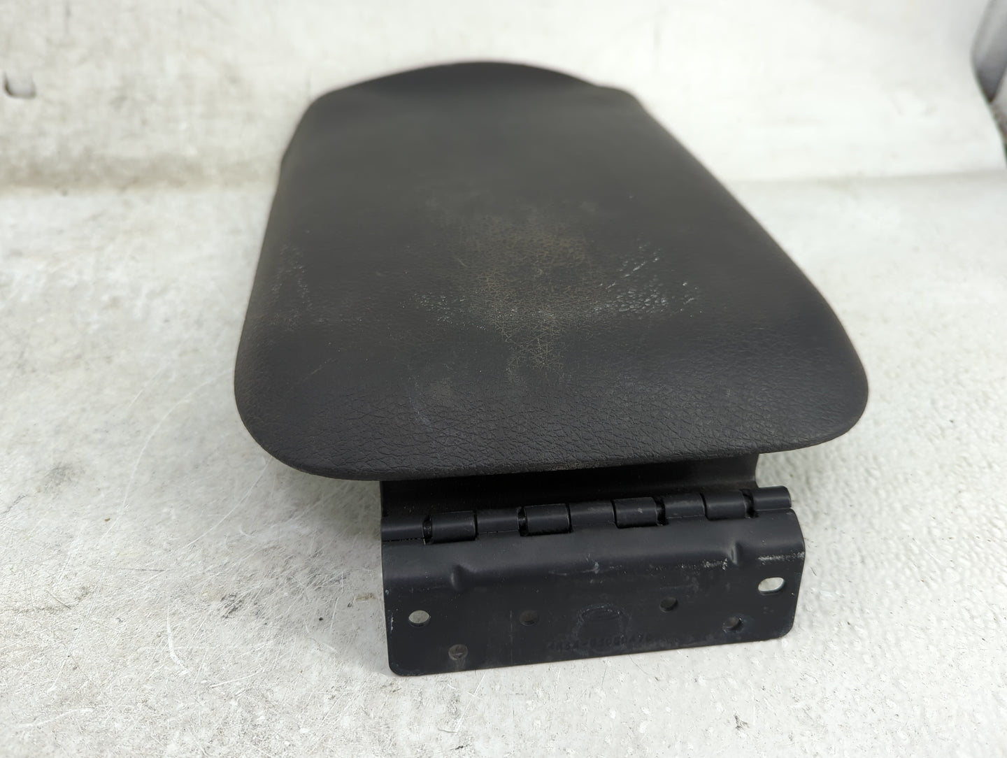 2005 Ford Mustang Center Console Armrest Cover Lid Fits OEM Used Auto Parts - Oemusedautoparts1.com