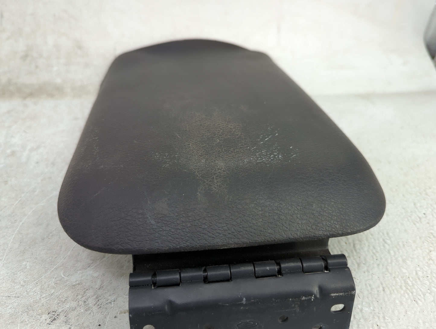 2005 Ford Mustang Center Console Armrest Cover Lid Fits OEM Used Auto Parts - Oemusedautoparts1.com