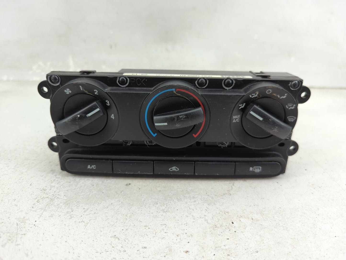 2005-2009 Ford Mustang Climate Control Module Temperature AC/Heater Replacement P/N:3F2H-19808-AH Fits OEM Used Auto Parts -