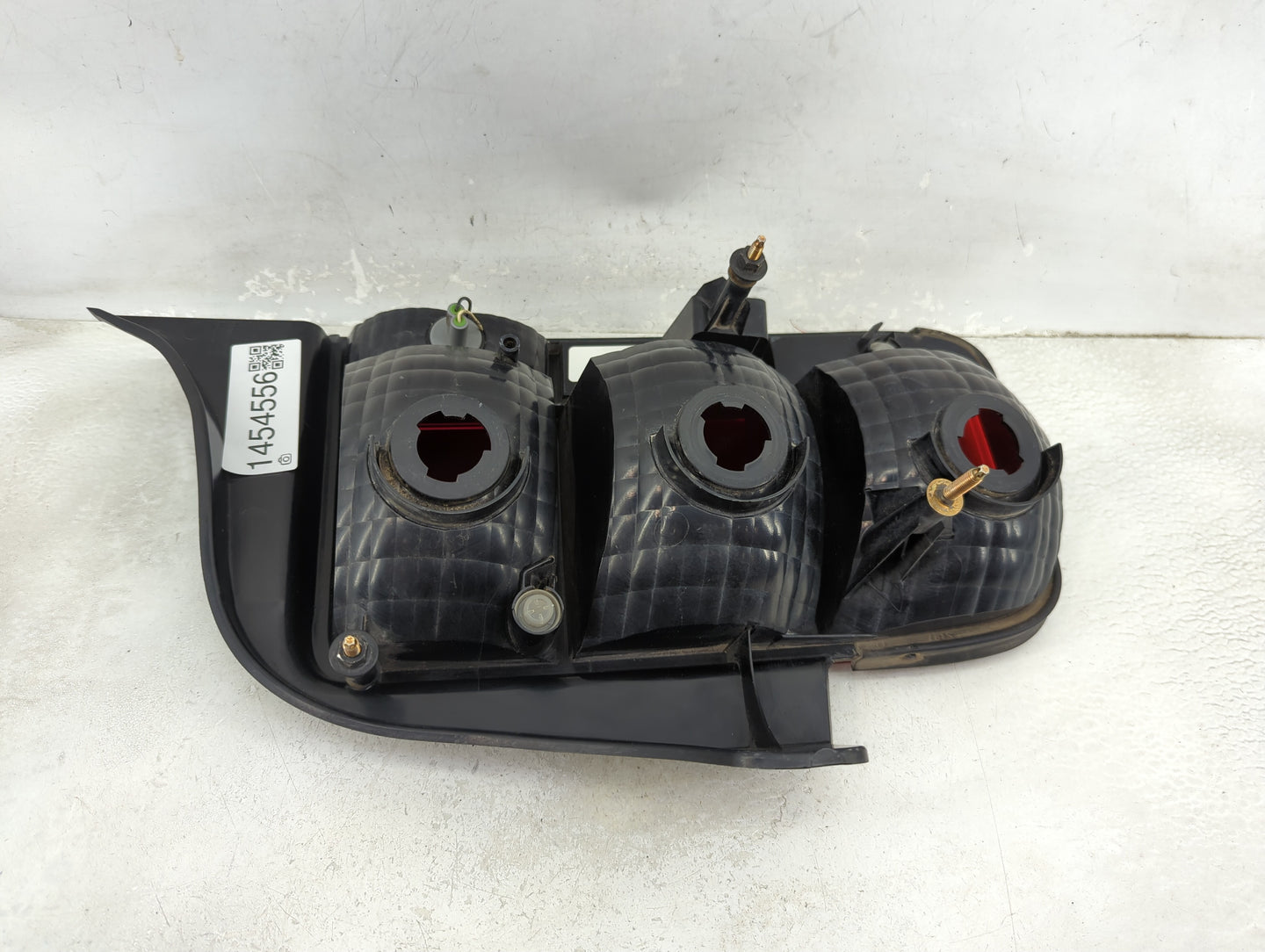 2005-2009 Ford Mustang Tail Light Assembly Passenger Right OEM Fits Fits 2005 2006 2007 2008 2009 OEM Used Auto Parts - Oemu