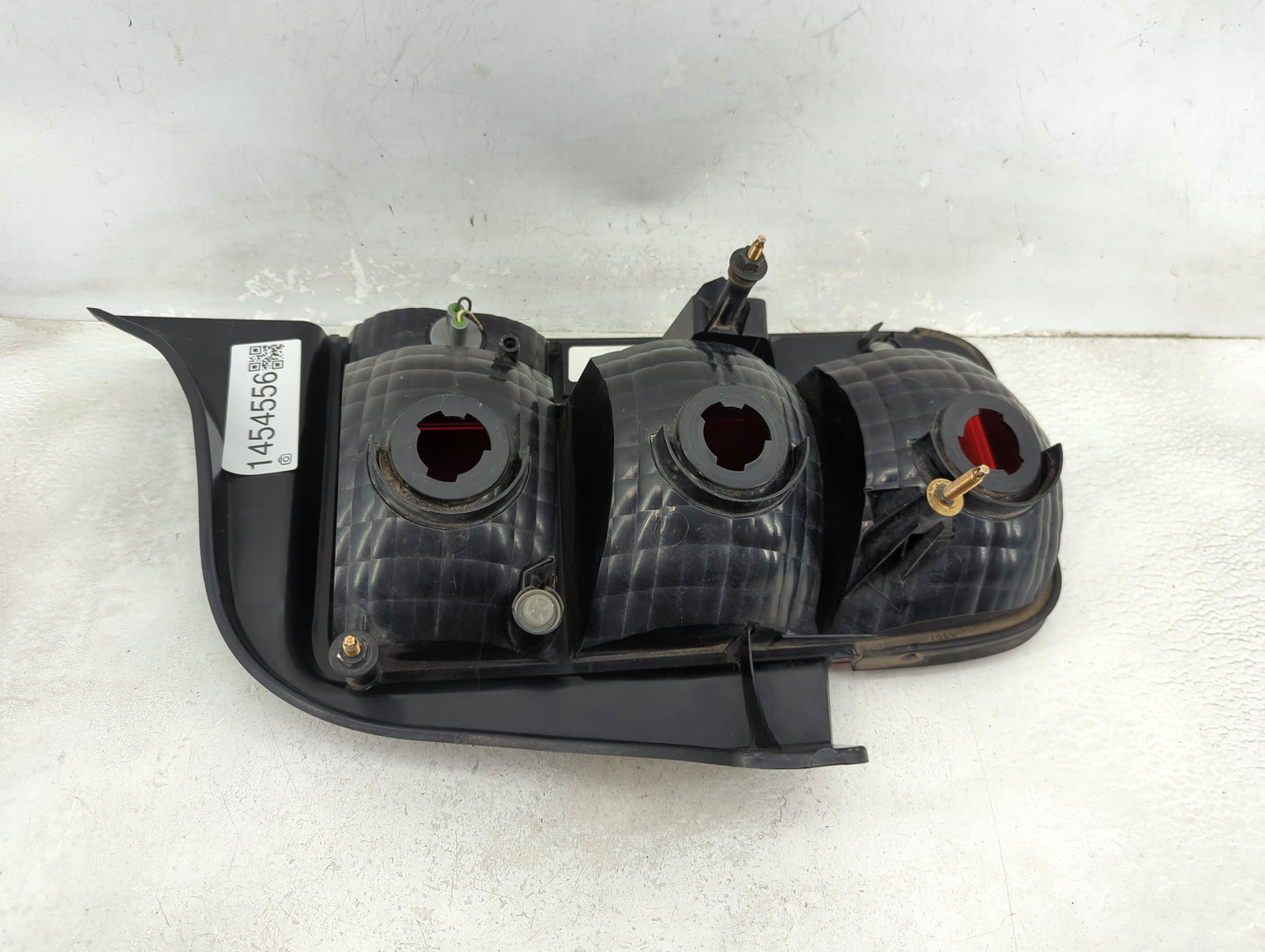 2005-2009 Ford Mustang Tail Light Assembly Passenger Right OEM Fits Fits 2005 2006 2007 2008 2009 OEM Used Auto Parts - Oemu